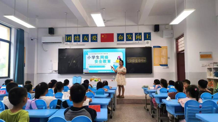 守护校园阳光,共筑温馨家园_我校窗户维修工程侧记