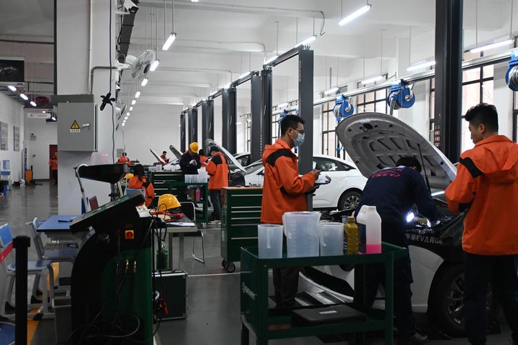 汽车检查与维修实训:技术与经验的交融