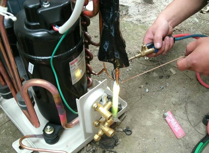 空调漏氟维修:介绍制冷系统的“隐秘杀手”